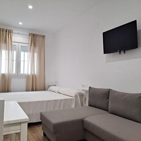 Apartamentos Caballo Rojo 科尼尔-德拉弗龙特拉 外观 照片