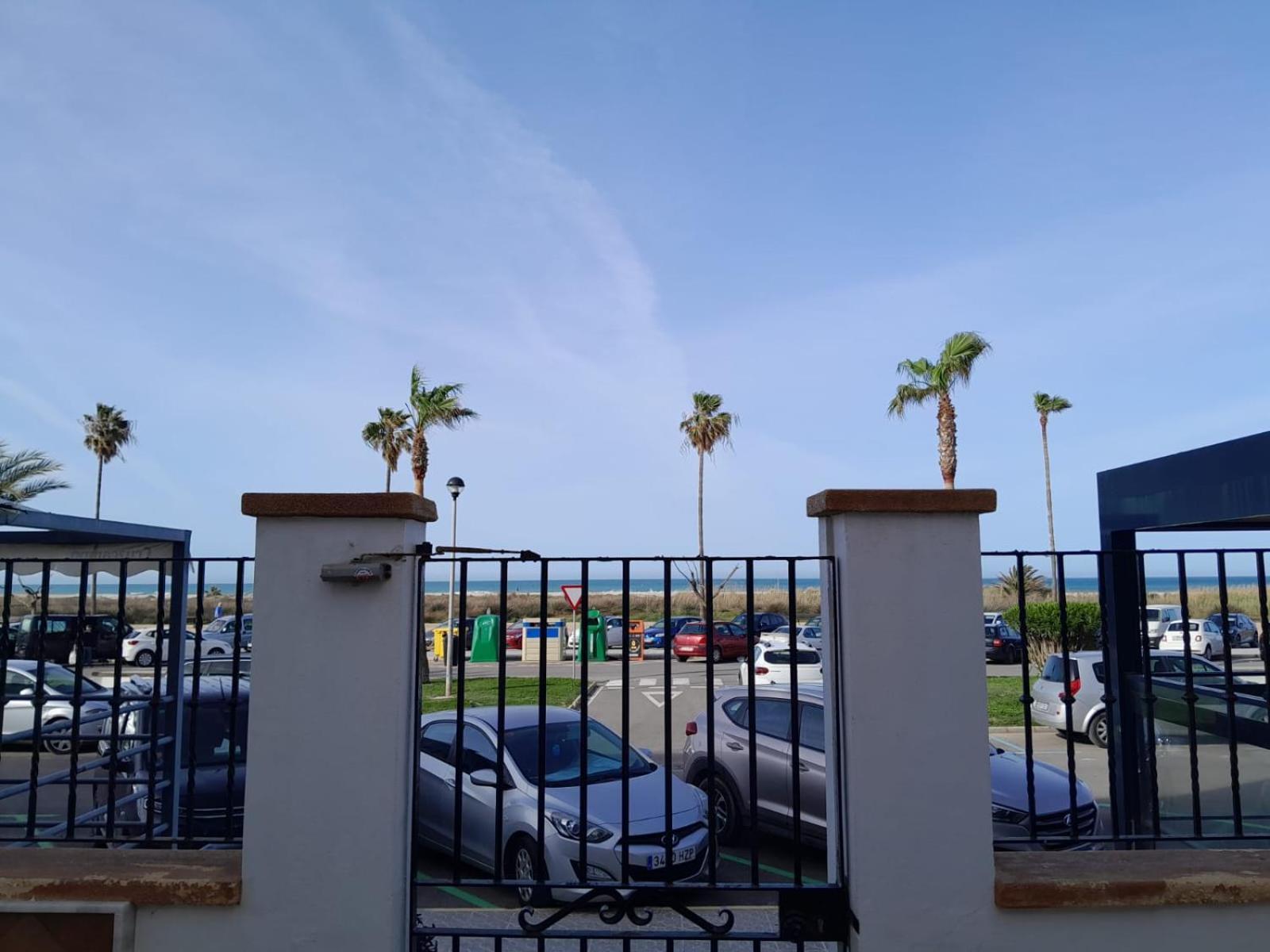 Apartamentos Caballo Rojo 科尼尔-德拉弗龙特拉 外观 照片